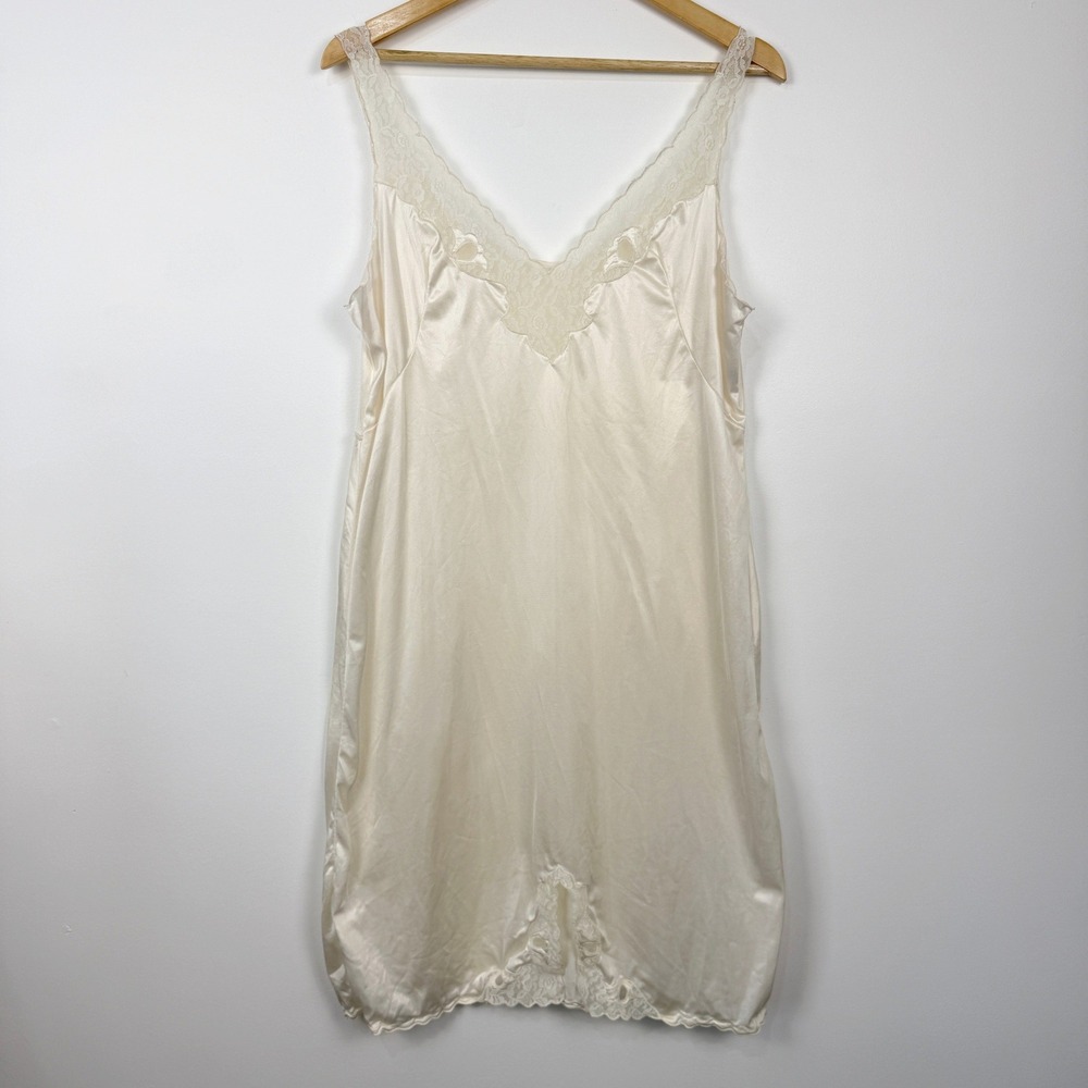 Vintage Contessa Full Slip Dress Womens 40 Cream Antron Nylon Lace Trim Coquette